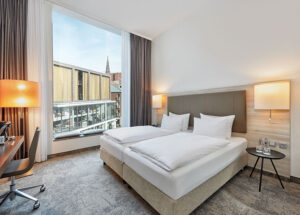 In Münster übernachten: Hotel in Münsters Altstadt, das H4 Hotel von Innen 